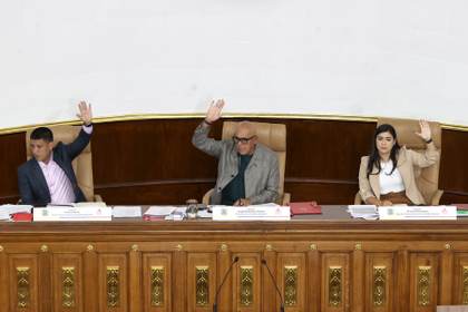 El debate de ley de minas se ralentiza en Venezuela pese a presión de Delcy Rodríguez