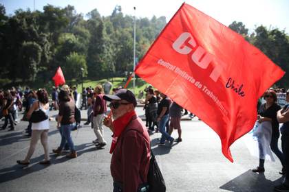 Fracasan las negociaciones entre el Gobierno de Chile y los sindicatos por el reajuste del salario mínimo