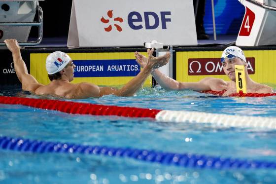 El ruso Egor Kornev fija un nuevo récord del mundo de los 50 mariposa en piscina corta