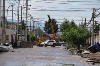El noroeste de China, en alerta por riesgo de inundaciones que amenazan a infraestructuras