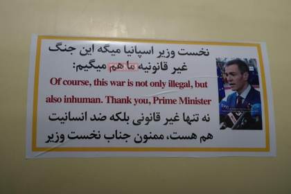 Agencias iraníes muestran una frase y una foto de Pedro Sánchez en un misil contra israel