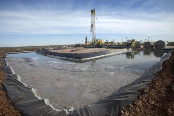 El petróleo de Texas cierra con una bajada del 3,2 %, hasta los 102,43 dólares el barril