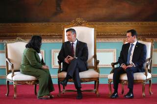 Nuevos embajadores de Taiwán y Cuba en Paraguay presentan cartas credenciales ante Peña