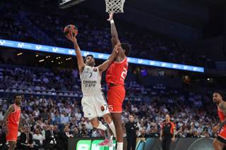 102-75. Garuba hace olvidar a Tavares y el Real Madrid coloca el 2-0 en la serie