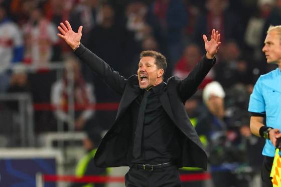Simeone: “La expulsión nos condicionó claramente”