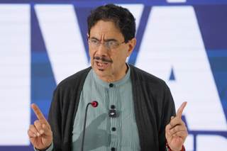 Cepeda responde a De la Espriella: "No nos asustan ni sus rugidos ni sus alaridos"