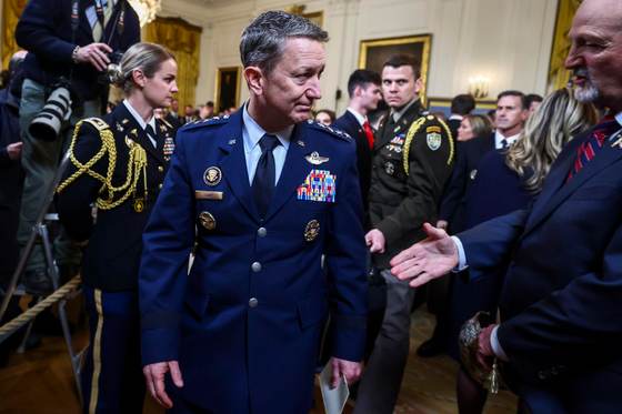 Washington sugiere que la ofensiva contra Irán podría durar hasta ocho semanas