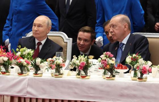 Erdogan denuncia la "política agresiva" de Israel ante líderes de China, India y Rusia