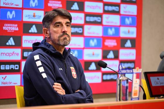Paunovic afirma que la joven selección de Serbia debe aprender ante México