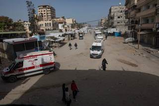 El paso fronterizo de Rafah (Gaza) abre por primera vez desde el inicio de guerra con Irán