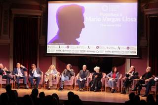 Madrid homenajea a Vargas Llosa a un año de su muerte: "Ahora es un personaje de ficción"