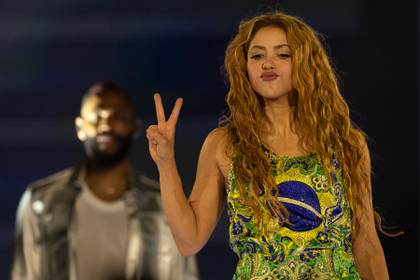 Shakira enciende Copacabana con 'La fuerte' en la apertura de su concierto