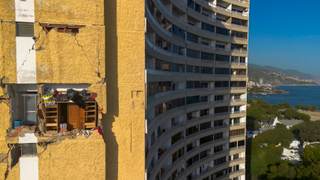 Terreno duro, estructura de hormigón, edificios compactos: arquitectura contra terremotos