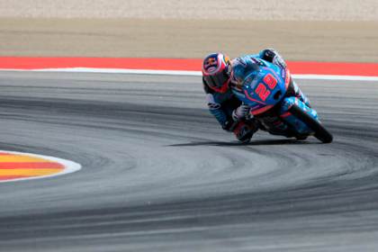 David Almansa lidera toda la carrera, pero gana Máximo Quiles por 21 milésimas de segundo