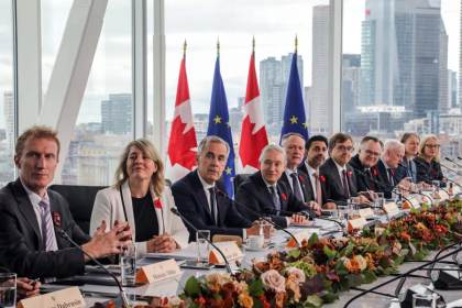 Canadá y UE acuerdan una alianza estratégica y aplazan definir su relación hasta 2027