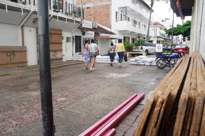 El huracán Rachel se intensifica a categoría 2 frente a las costas del Pacífico mexicano