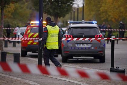 Un muerto y 4 heridos en Francia, el autor arrestado e investigado por móvil racista