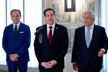 Rubio espera "hoy" una respuesta de Irán para unas negociaciones "serias" de paz
