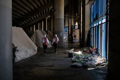Una semana después, los desplazados libaneses aún no confían en el alto el fuego