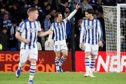 3-1. Anoeta corea a Gonzalo Guedes en la victoria de la Real Sociedad ante Osasuna