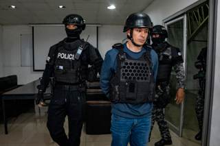 Lobo Menor, imputado en asesinato de Villavicencio, llega a Ecuador para ser encarcelado