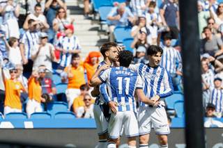 2-0. La Real se apunta a la lucha por la Liga de Campeones
