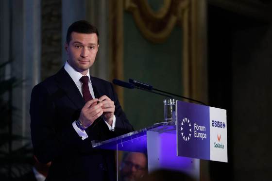 Bardella, delfín de Le Pen, dedicará toda su energía a que Francia "recupere su lugar"
