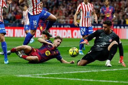 Musso: “Es muy difícil con uno menos, pero también era roja para ellos”