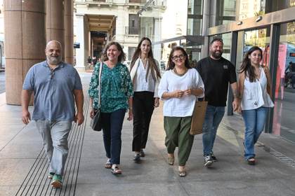 Uruguayos en Oriente Medio agradecen al Gobierno el trabajo para permitir su regreso