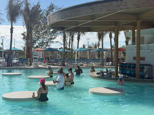 Isla de naviera Norwegian en el Caribe, nuevo destino de sus cruceros con parque acuático