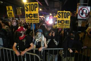 Protestan contra ICE en Nueva York en la zona donde un dominicano fue herido de bala