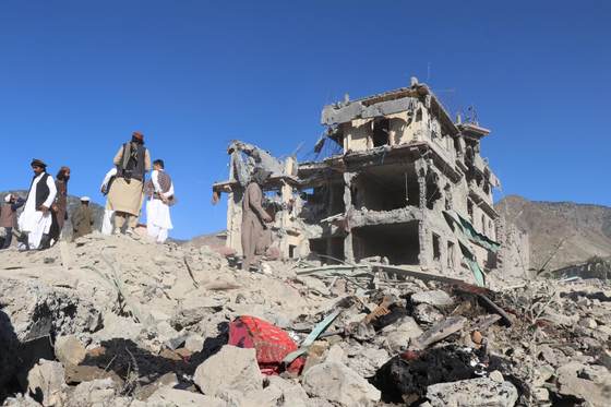 Afganistán y Pakistán recrudecen su conflicto tras nuevos ataques con decenas de muertos