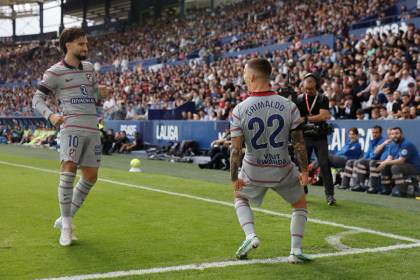 0-2. Un efectivo Atlético supera al Levante y asalta provisionalmente el liderato
