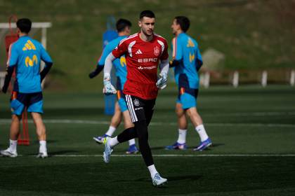 Joan García, el descarte para el partido de España contra Serbia