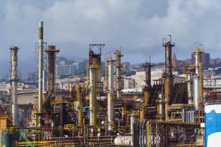El brent cede casi un 8 % y cierra en 101 dólares ante posible acuerdo de paz EEUU-Irán