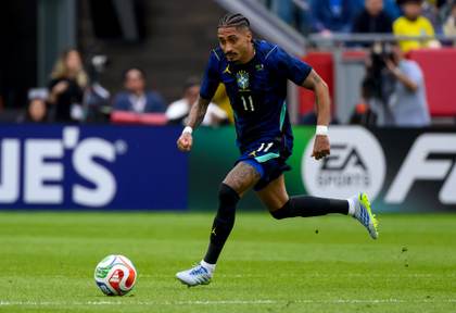 Carlo Ancelotti, sobre la lesión de Raphinha con Brasil: "Le molestó un poco el músculo"