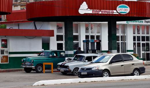 Cuba deja de fijar los precios minoristas para el combustible, por motivos económicos