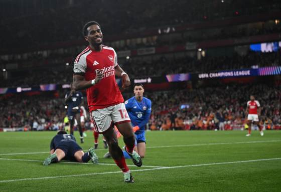 3-0. El Arsenal golea tras una hora de sufrimiento