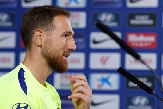 Oblak: "Hay estar unidos, creer y tener la ambición de ir a por la Liga”