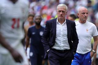 Deschamps se emociona en su despedida: "No puedo resumir estos años en este único partido"