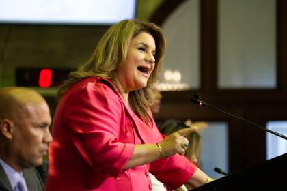 La gobernadora de Puerto Rico niega un supuesto esquema corrupto para obtener votos de presos
