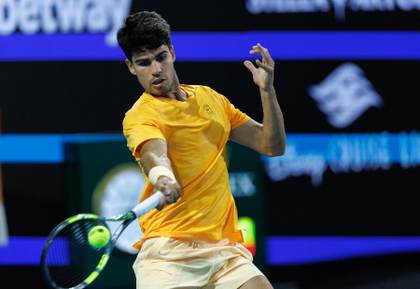 Alcaraz no da opciones de sorpresa a Fonseca y accede a tercera ronda del Miami Open