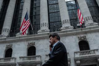 Wall Street cierra en rojo lastrado por Alphabet, matriz de Google, que cae un 12,2 %