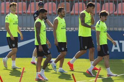 El Atlético viaja a Bilbao con Julián Álvarez y Jonathan David en la convocatoria