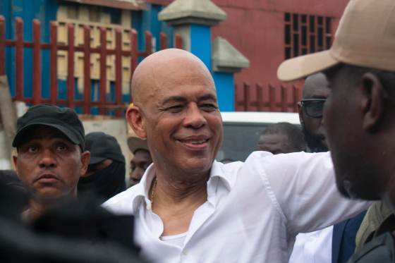 Expresidente haitiano Michel Martelly inscribe candidatura pese a sanciones de EE.UU. y UE