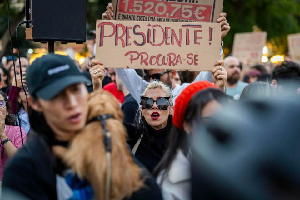 El movimiento por la vivienda en Portugal aboga por una huelga general junto a España