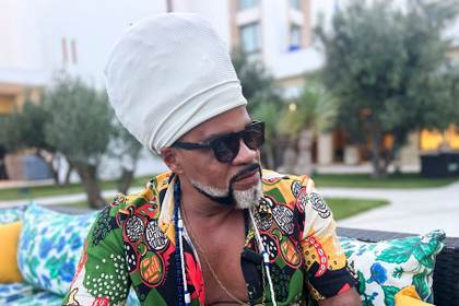 Carlinhos Brown defiende "inteligencia ancestral" y promete a España una música más madura