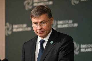 Ucrania pide a los ministros de finanzas de la UE 32.600 millones más en apoyo para 2027