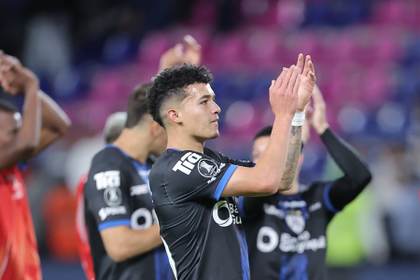 1-0. Independiente vence a Rosario, pero ambos se matriculan en octavos