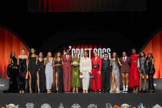 Awa Fam, 3 del draft, lidera una noche histórica para el baloncesto español en la WNBA